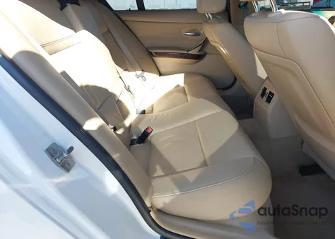 2011 BMW 328I z USA, uszkodzony, nr VIN WBAPH5C5XBA441365